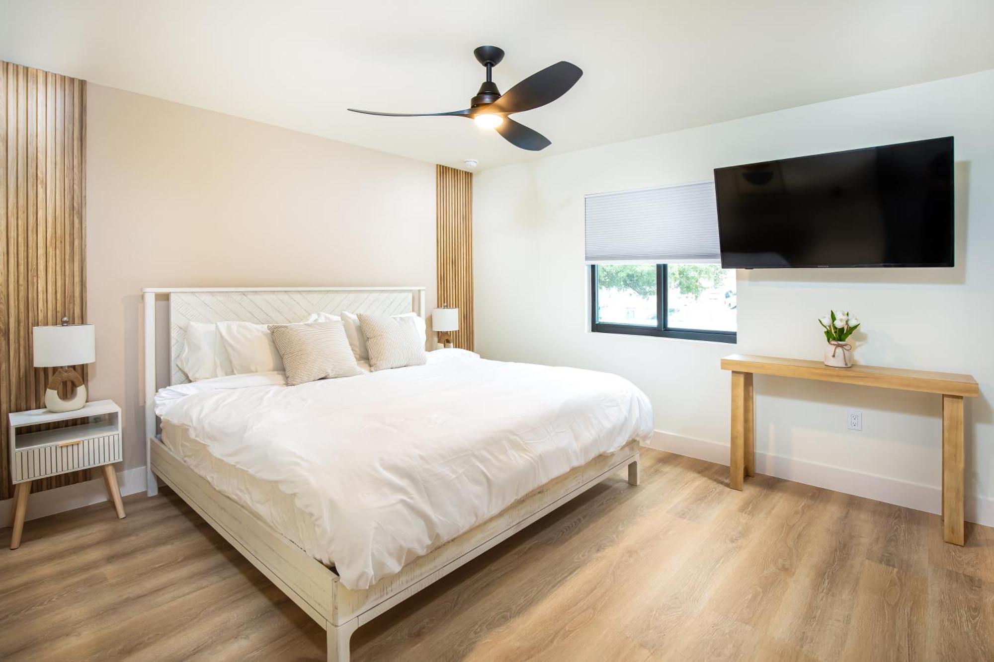 North Naples The Boho Bliss - Lakeview Elegance 3Miles Downtown מראה חיצוני תמונה