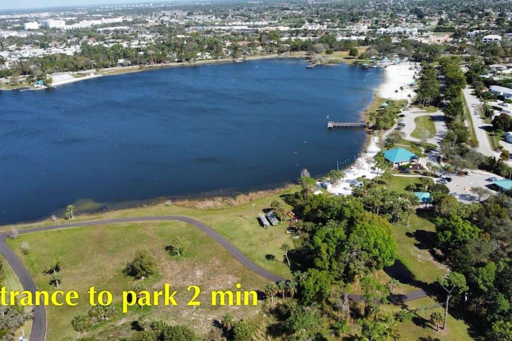 North Naples The Boho Bliss - Lakeview Elegance 3Miles Downtown מראה חיצוני תמונה